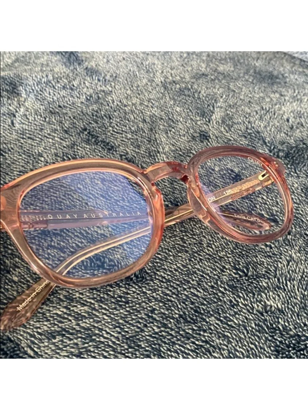 Quay Australia Walk On Blue Light Blocker Glasses Pink Transparent Frames $80